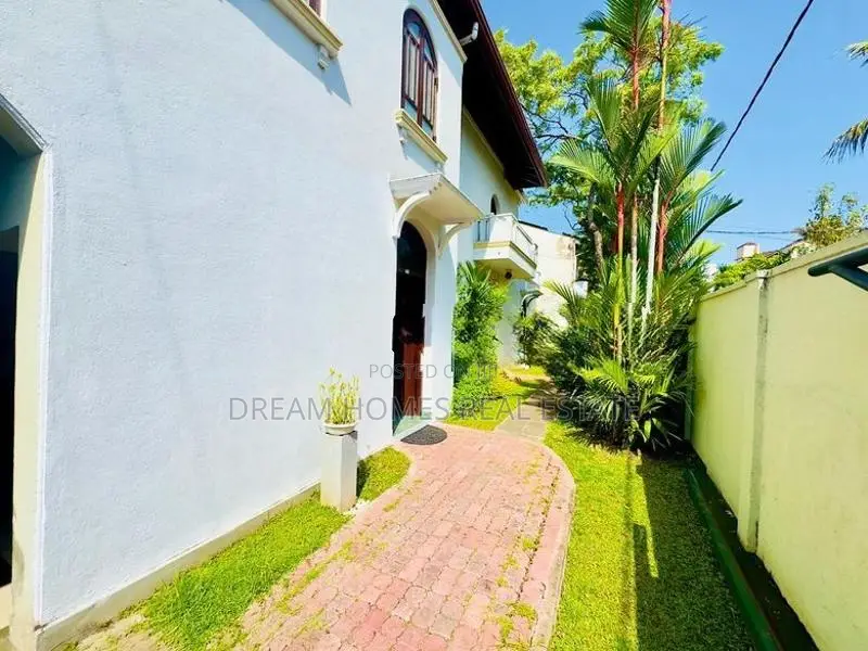 7 Bedroom House Raymond Road Nugegoda
