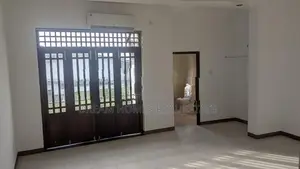 4 Bedrooms 2 Story House තලවතුගොඩ