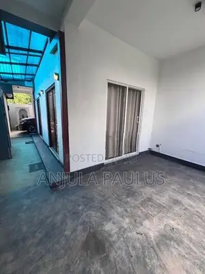 Modern Town House for Rent in Kandana