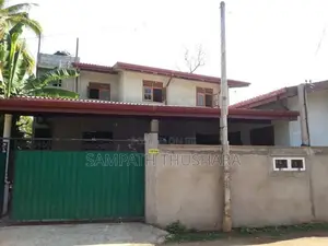 වැල්ලම්පිටිය බැන්ඩියාවත්ත නිවසක් බදු දිමට ඇත