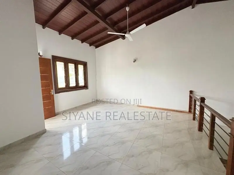 Luxury New House for Sale in Hokandara