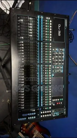 Allen Health Qu32 Digital Mixer
