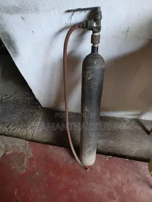 Oxygen Cylinder