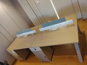 4 Workstation Table