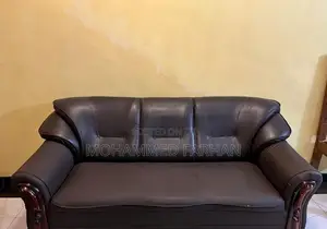 Damro Sofa Set