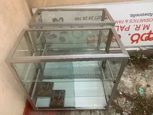 Showcase with Shop Rack