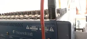 Mixer with Speakers