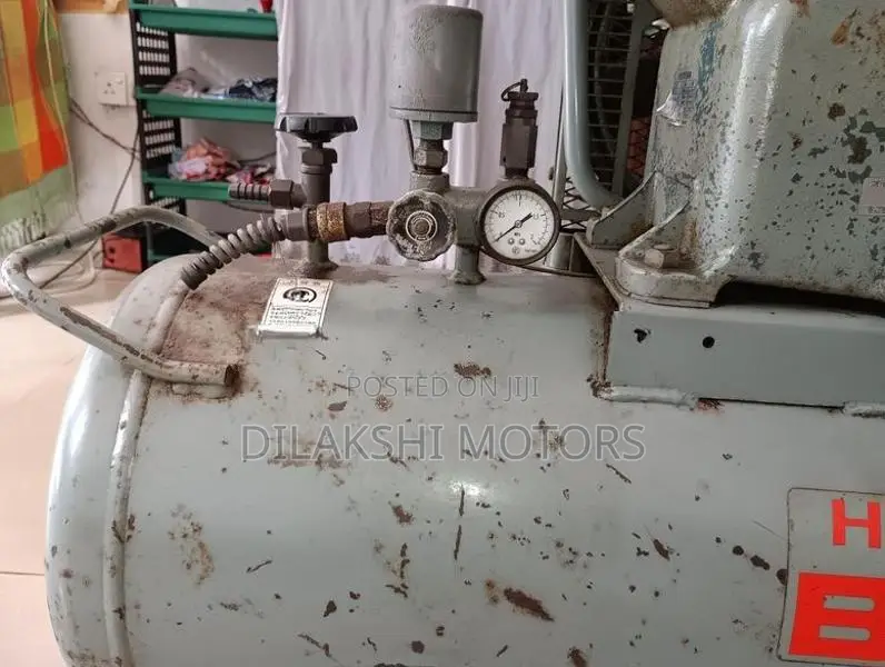 HiTACHI Heavy Duty Air Compressor