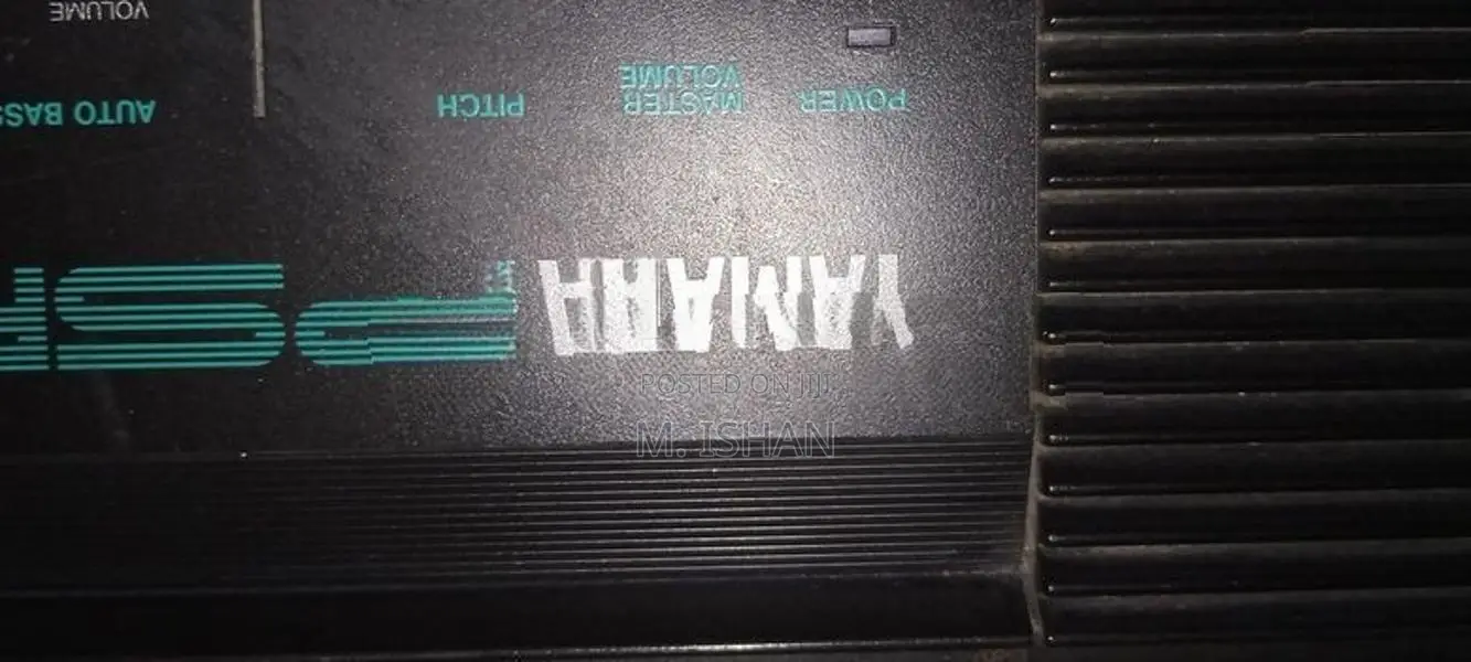 Yamaha Electronic Keyboard