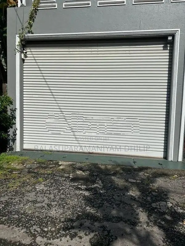 Roller Gates