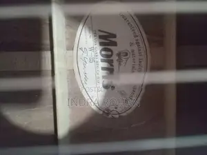 Morris W25 Guitar