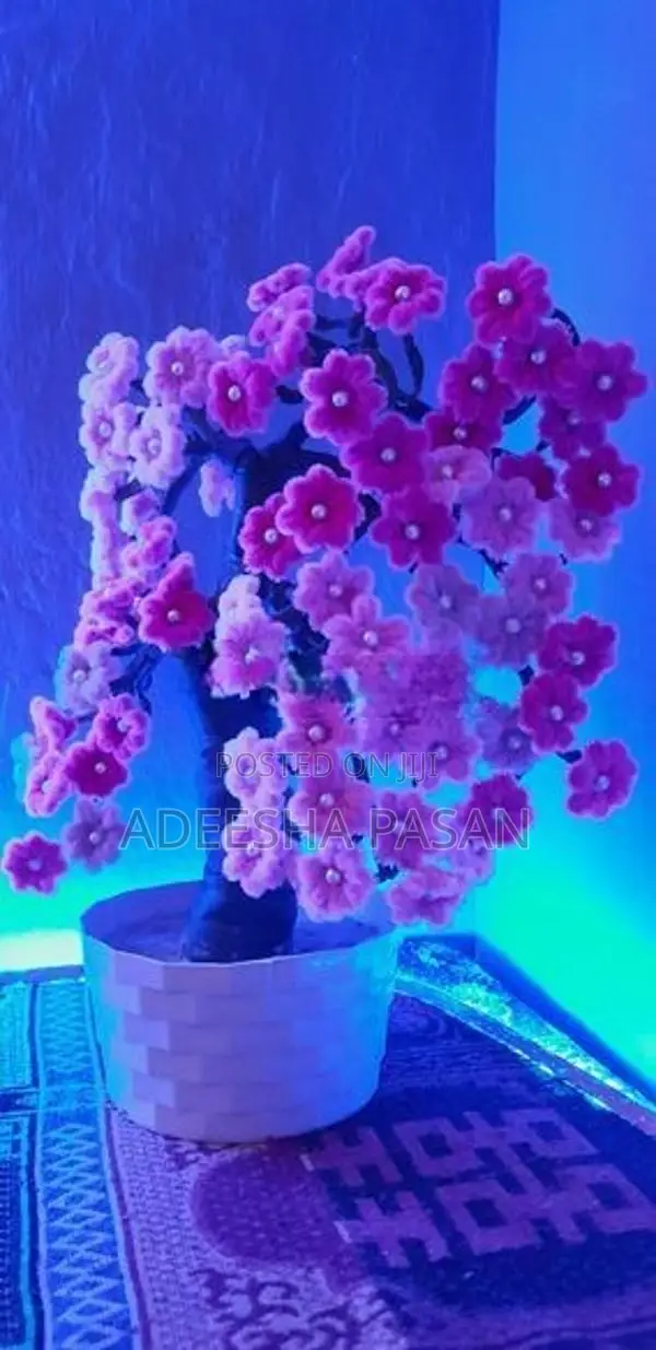 Pipe Cleaner Flower Vase