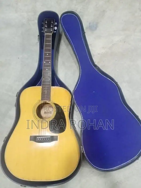 Morris W25 Guitar