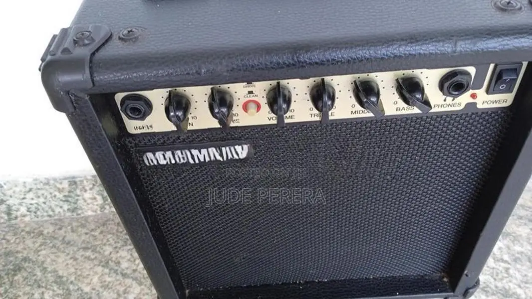 Yamaha GA 15 Guitar Amp