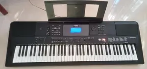 Yamaha Keyboard