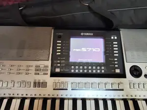 Yamaha psr s 710 keyboard