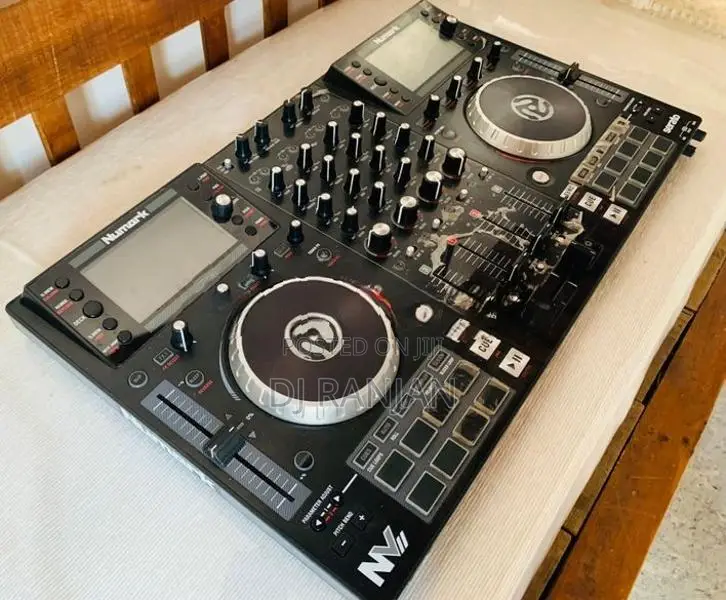DJ Controller