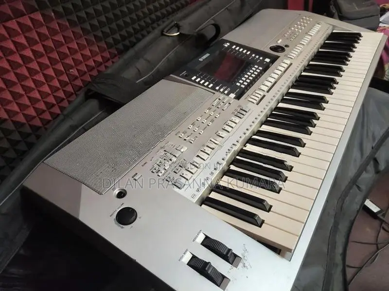 Yamaha psr s 710 keyboard