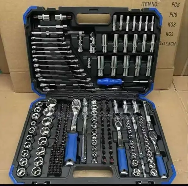 Multinational Vanadium Steel Tool Set