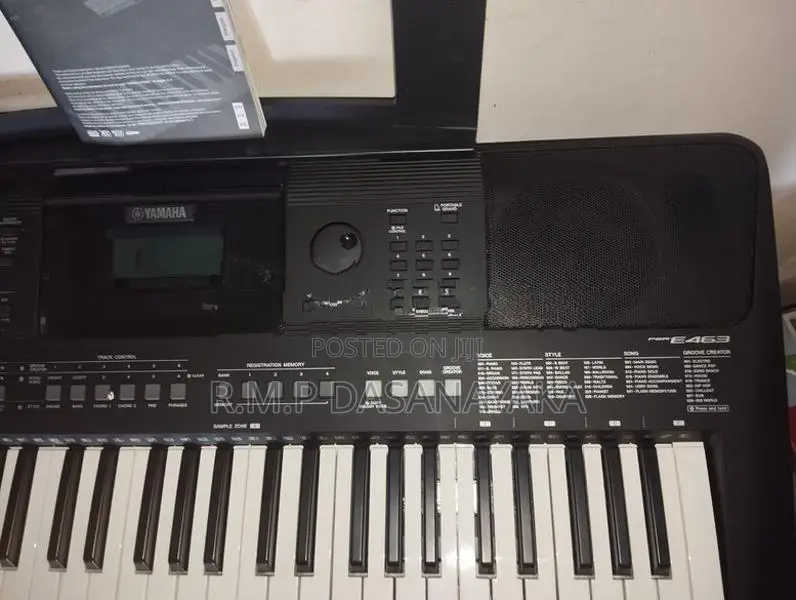 Yamaha PSR-E463 Keyboard