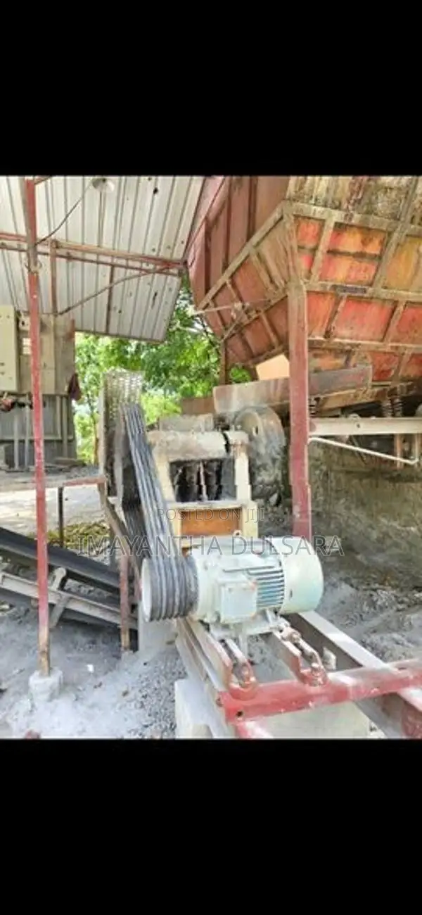 Metal Crusher