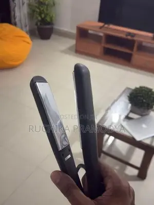 IKONIC Professional Pro Titanium Shine 3.0 Hair Straightener – Like Ne