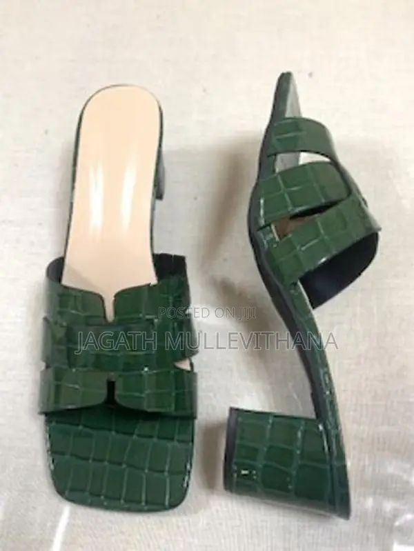 Green Shoe