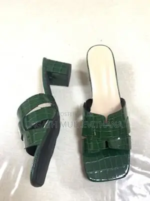 Green Shoe
