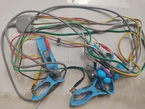 Kenz ECG 305 – 12 Lead Machine