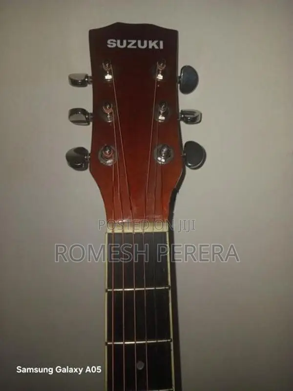 suzuki semi acoustic guitar