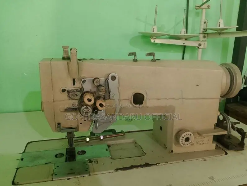 Double Needle Sewing Machine