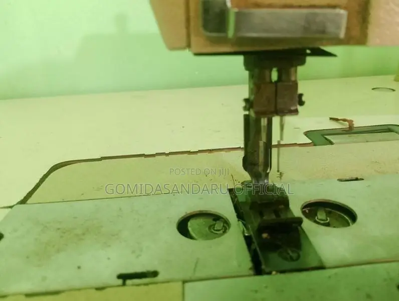 Double Needle Sewing Machine