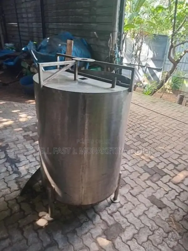 Stainless Steel (SS)Tank with Lid