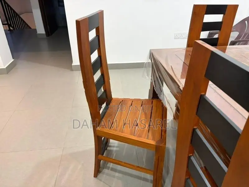 Dining Table Teakwood
