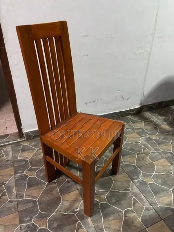 කෑම මේසය සමඟ පුටු 4