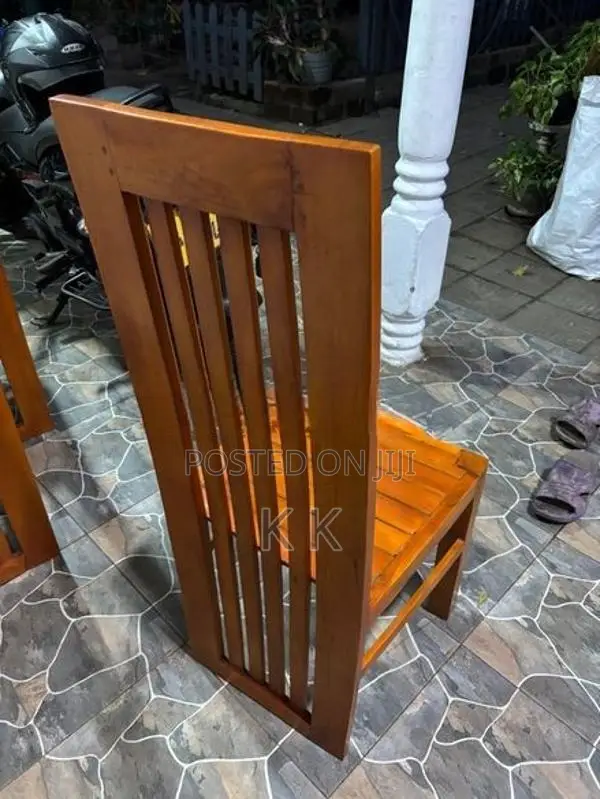 කෑම මේසය සමඟ පුටු 4
