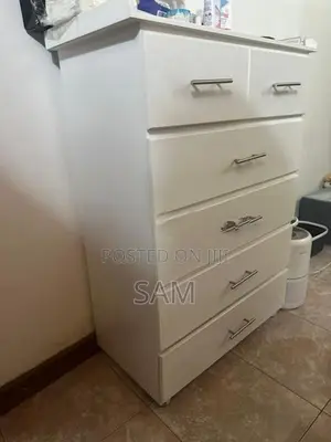 Modern White Chest Drawers