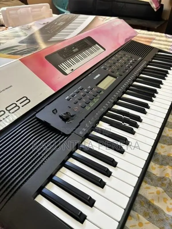 YAMAHA PSR-E283