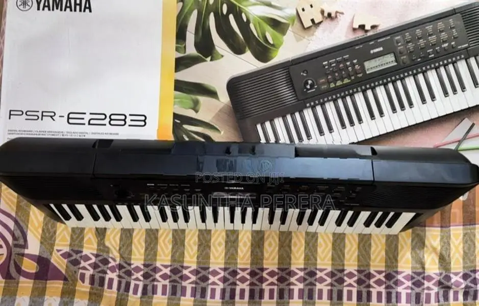 YAMAHA PSR-E283