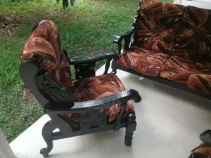 පුටු සෙට් එක