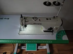 ZOJE Power Saving Lockstitch Machine - MCZJ9513