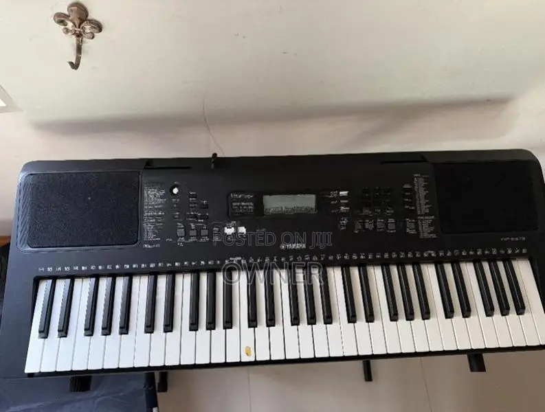 Yamaha PSR-E373 Portable Keyboard 61Key with Stand