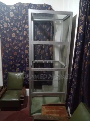 Alluminium Showcase