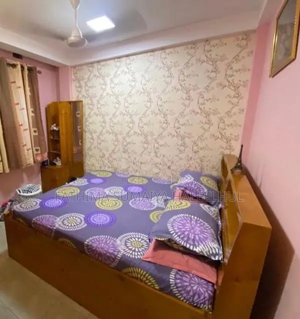 Bedroom sets