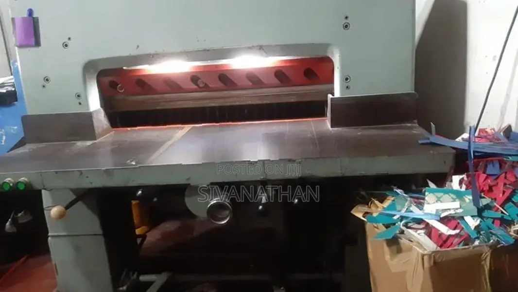 Paper Cutting Machine