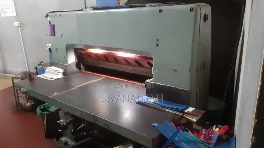 Paper Cutting Machine