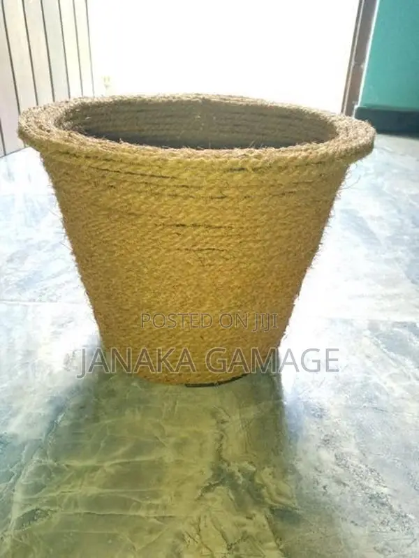 Flower pots