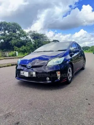 Toyota Prius 2012 Car (Used)