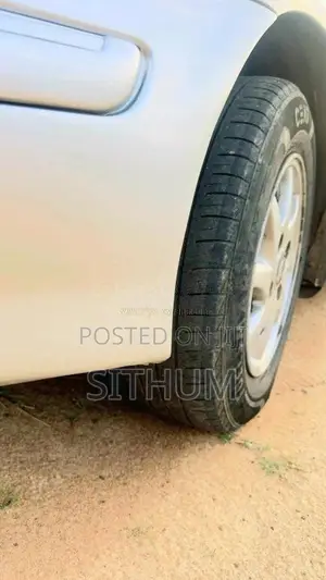 Nissan N16 2004 Car (Used)