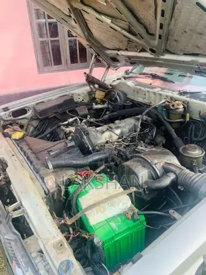 Toyota Crown 1983 Car (Used)